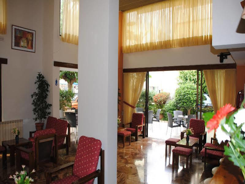 Yiorgos Hotel Kos Town Exterior photo